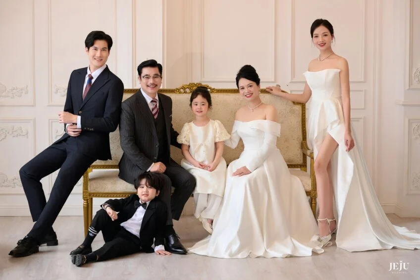 8+ Concept Chụp Ảnh Gia Đình Ngày Tết Đẹp nhất - Jeju Wedding