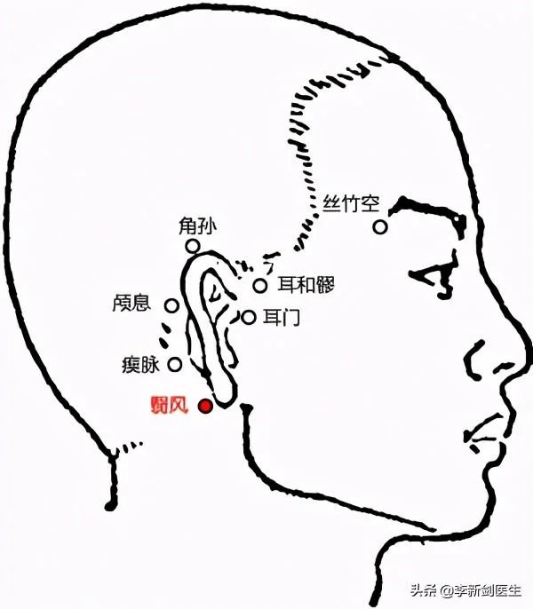 Tóc layer nam xoăn tự nhiên quyến rũ