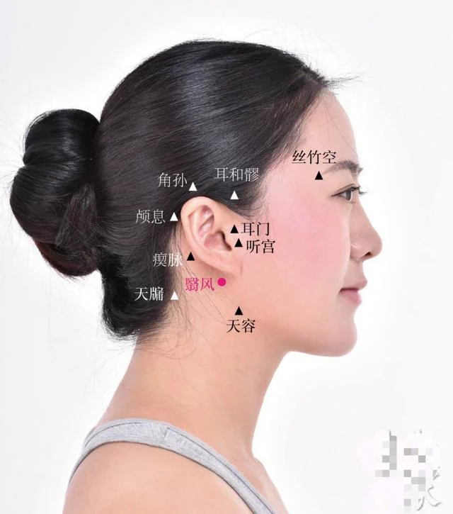 Tóc layer nam sóng nhẹ nhìn nghiêng phong cách thời thượng