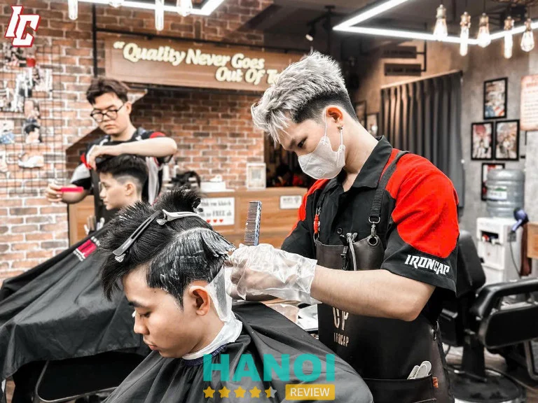 5 Tiệm cắt tóc Nam đẹp nhất tại Q. Long Biên stylist chuyên nghiệp - Hà Nội Review