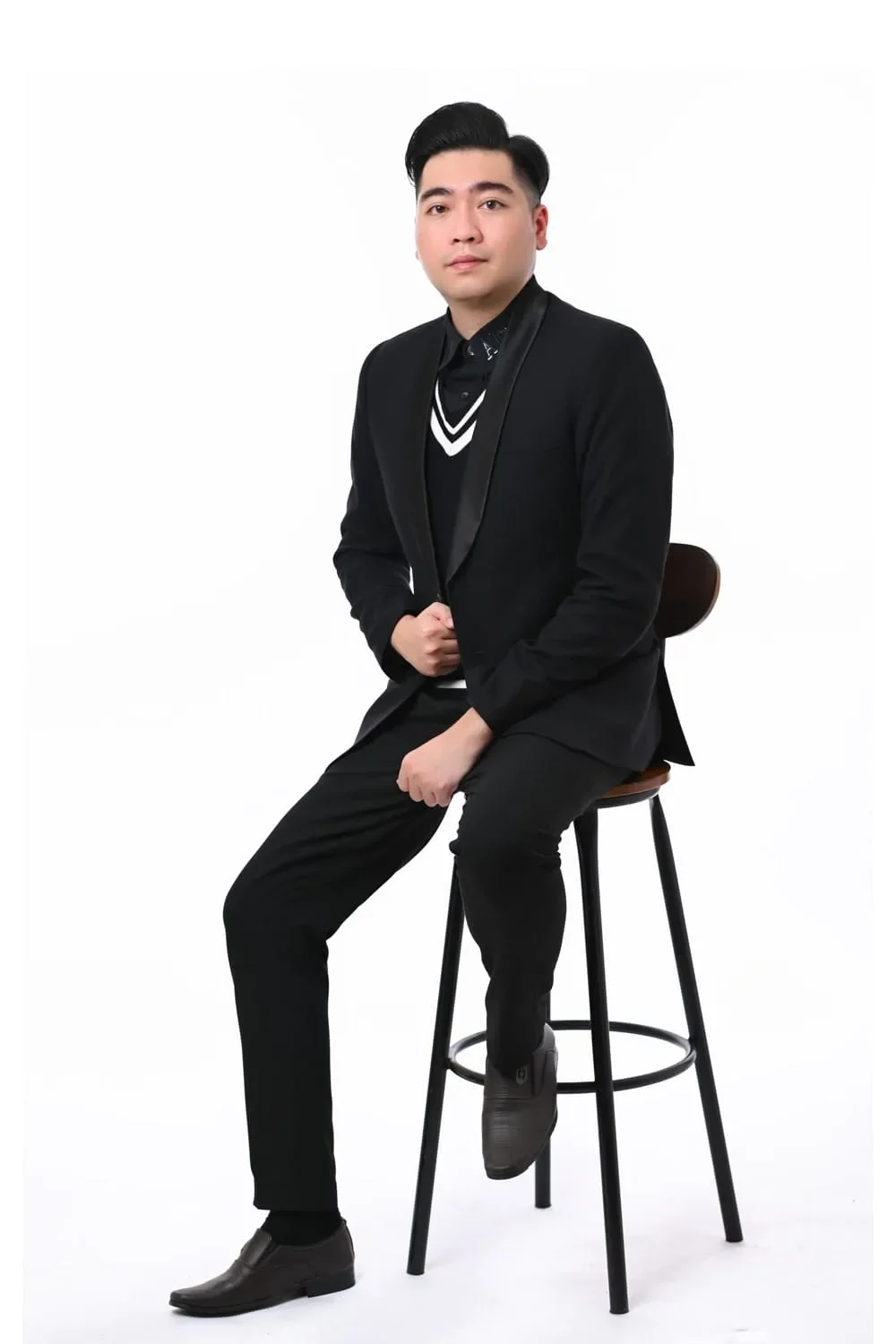 21 kiểu ảnh chân dung nam nghệ thuật đẹp cực ngầu - HT Media » HT Media Group